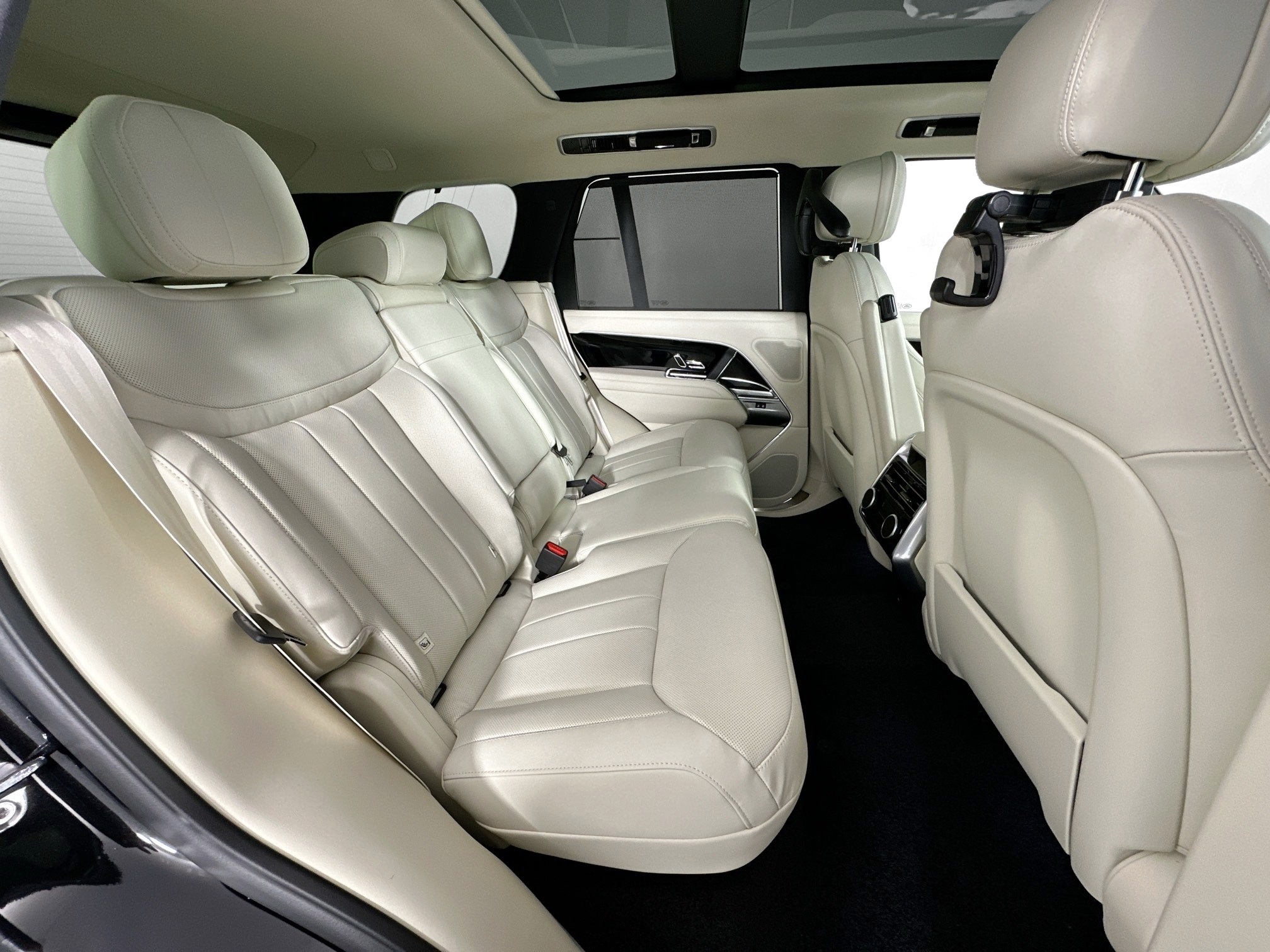 new 2025 Land Rover Range Rover car, priced at $147,845