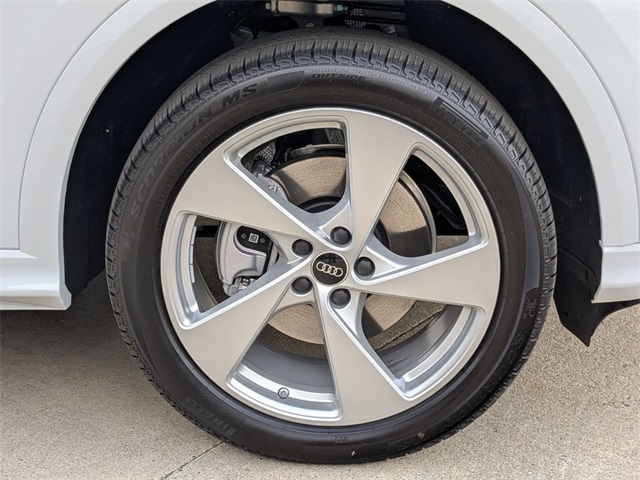 new 2025 Audi Q5 car, priced at $61,950