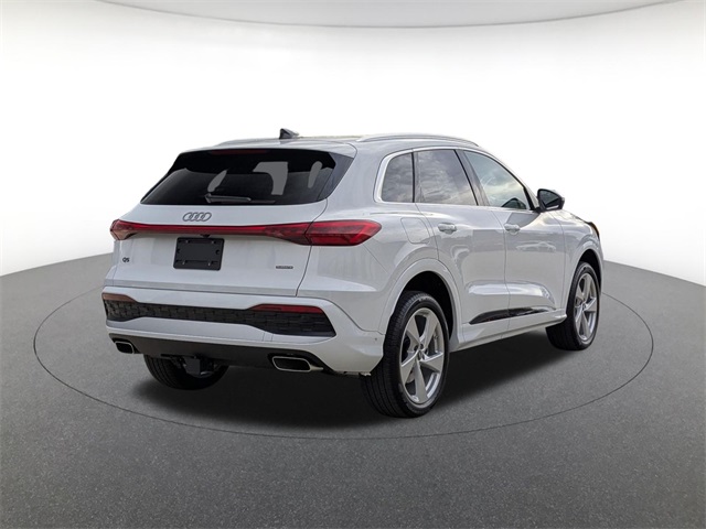 new 2025 Audi Q5 car, priced at $61,950