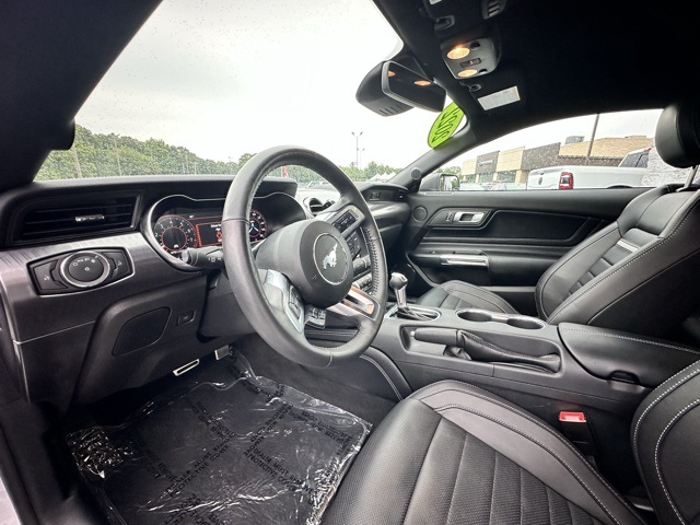 2022 Oxford White Ford Mustang Mach 1 RWD Coupe