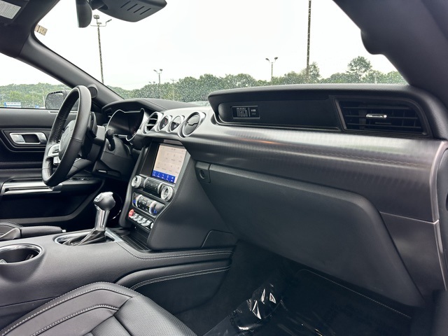 2022 Oxford White Ford Mustang Mach 1 RWD Coupe