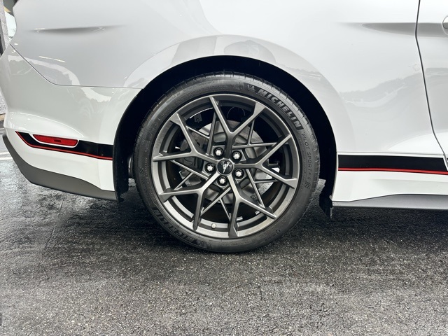 2022 Oxford White Ford Mustang Mach 1 RWD Coupe