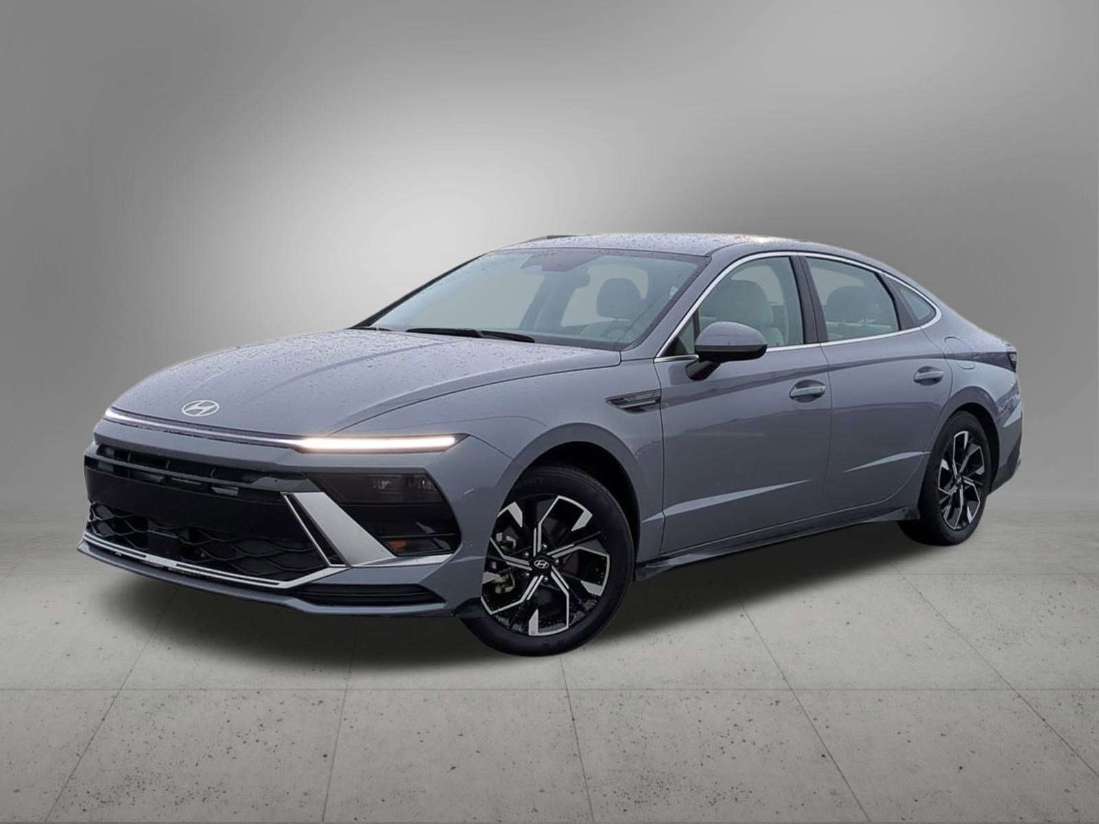 2025 Hyundai Sonata SEL's photo