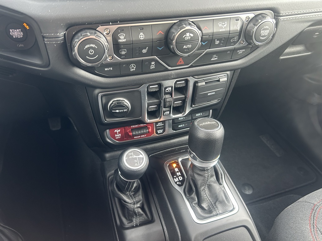 new 2026 Jeep Gladiator car, priced at $51,999