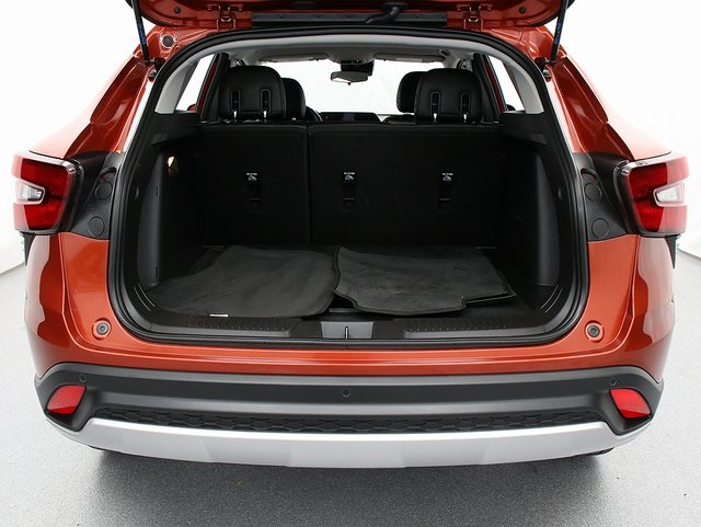 2024 Chevrolet Trax LT photo 26