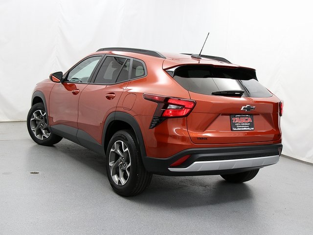 2024 Chevrolet Trax LT photo 8