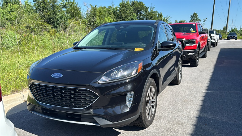2021 Black Ford Escape SEL AWD SUV