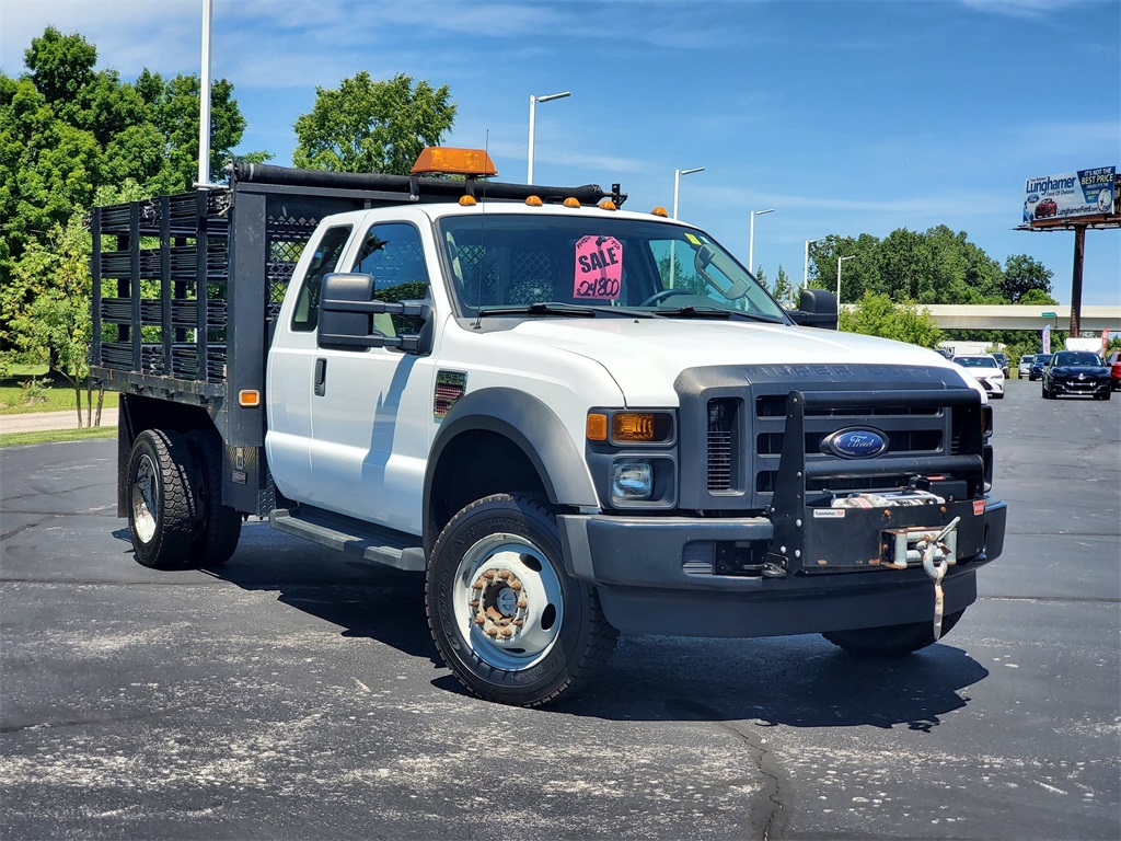 2008 Ford F-450 photo 2