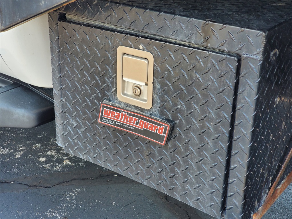 2008 Ford F-450 photo 21