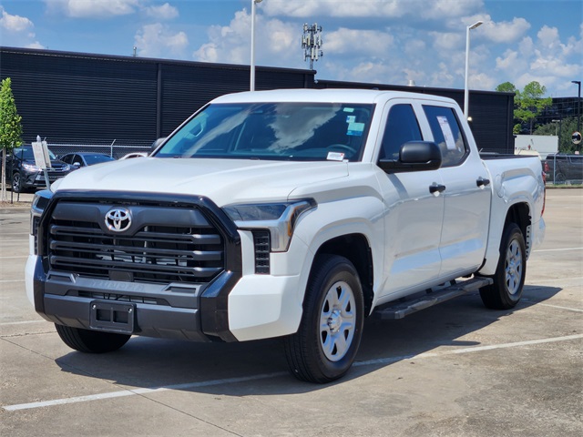 2024 Toyota Tundra SR photo 2