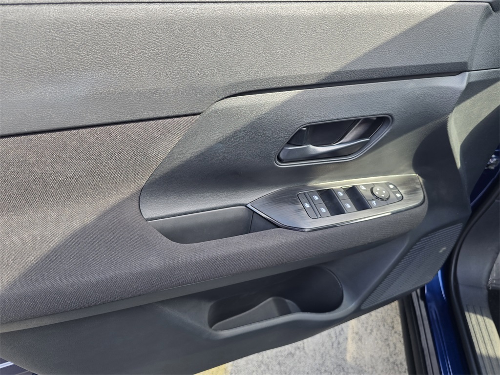 new 2025 Nissan Kicks car, priced at $21,495