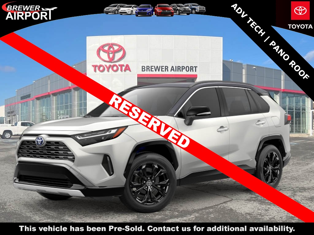 2025 Toyota RAV4 XSE's photo