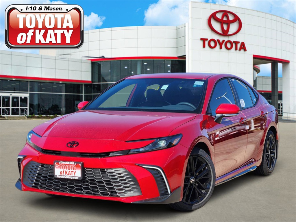 2026 Toyota Camry SE's photo