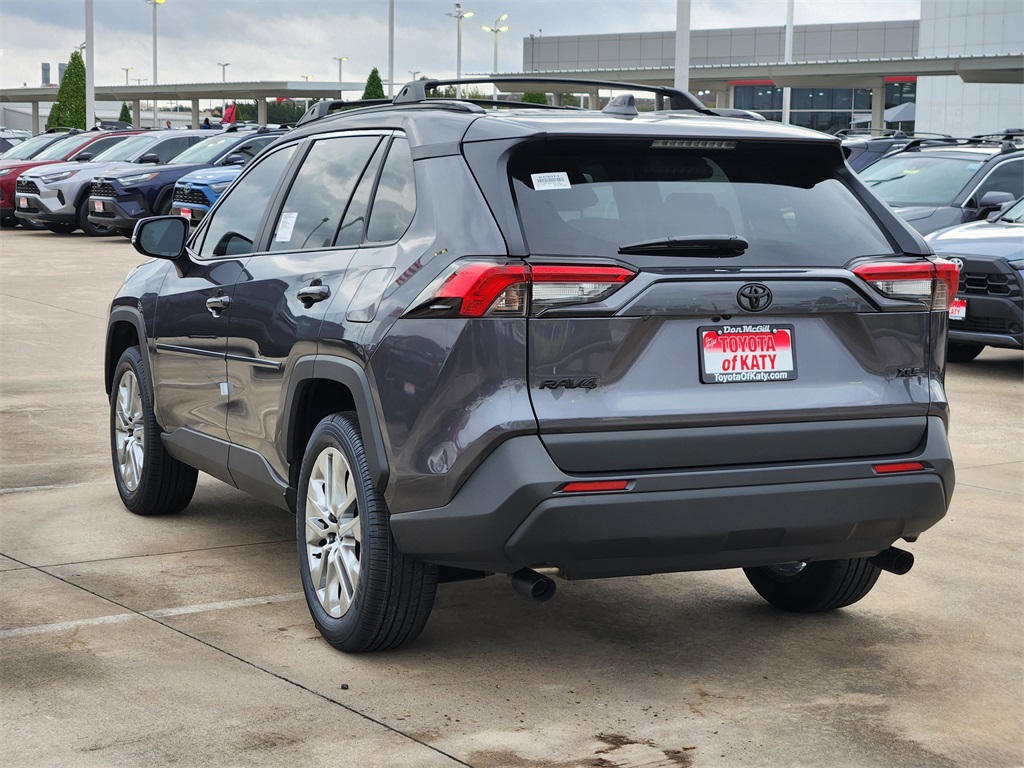 2025 Toyota RAV4 XLE Premium photo 3