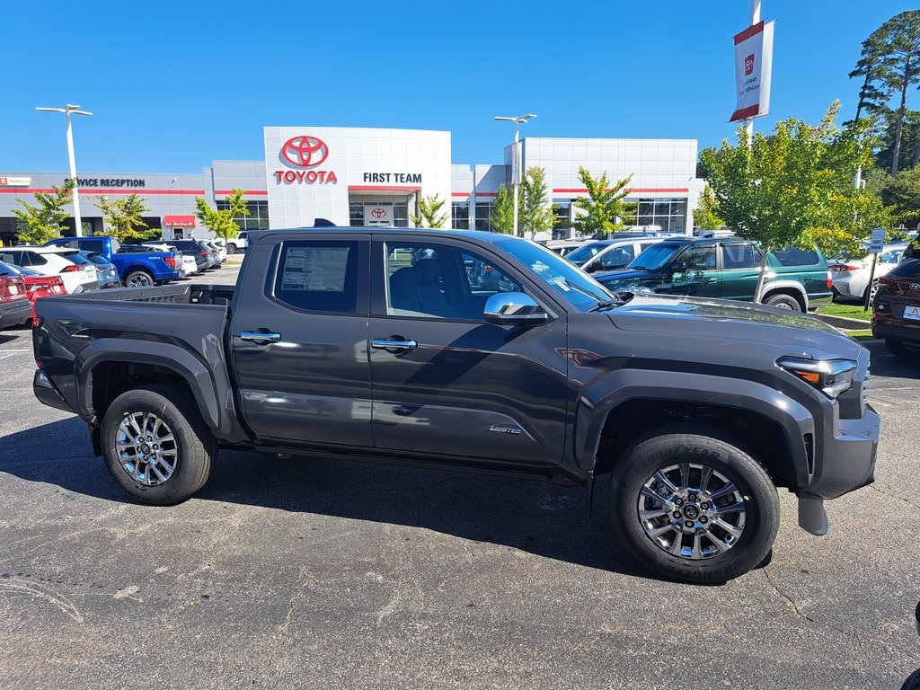 2025 Toyota Tacoma Limited photo 5