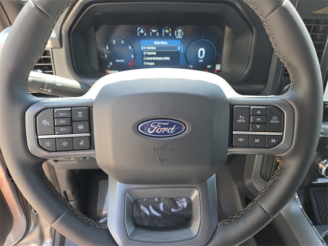 New 2025 Ford F-150 Lariat 4D SuperCrew