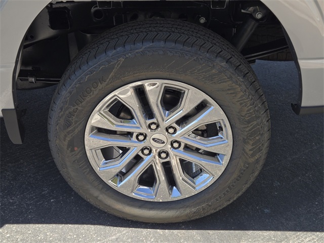 New 2025 Ford F-150 Lariat 4D SuperCrew