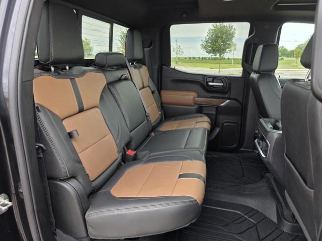 2020 Chevrolet Silverado 1500 4WD Crew Cab Short Bed High Country