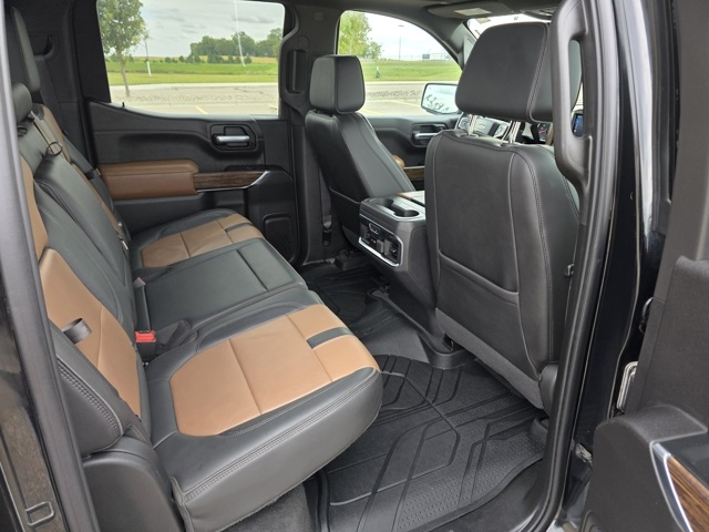 2020 Chevrolet Silverado 1500 4WD Crew Cab Short Bed High Country