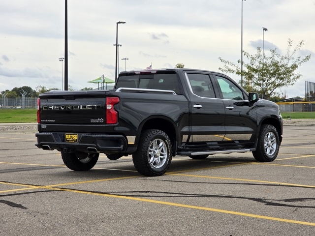2020 Chevrolet Silverado 1500 4WD Crew Cab Short Bed High Country
