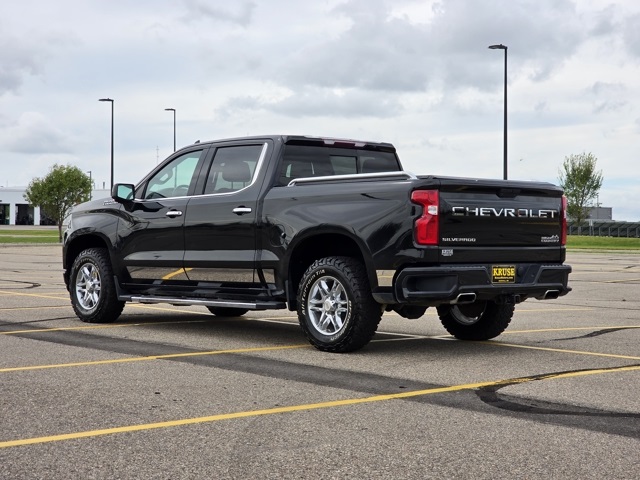 2020 Chevrolet Silverado 1500 4WD Crew Cab Short Bed High Country
