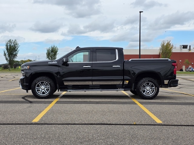 2020 Chevrolet Silverado 1500 4WD Crew Cab Short Bed High Country
