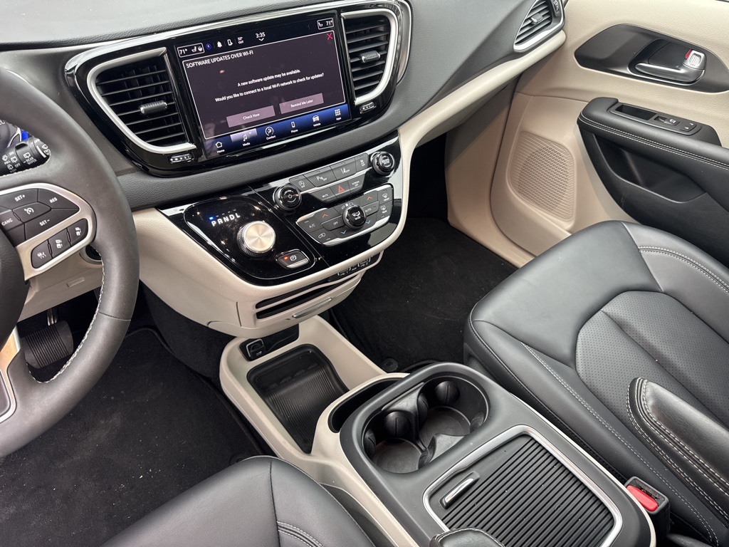 used 2024 Chrysler Pacifica car, priced at $29,807