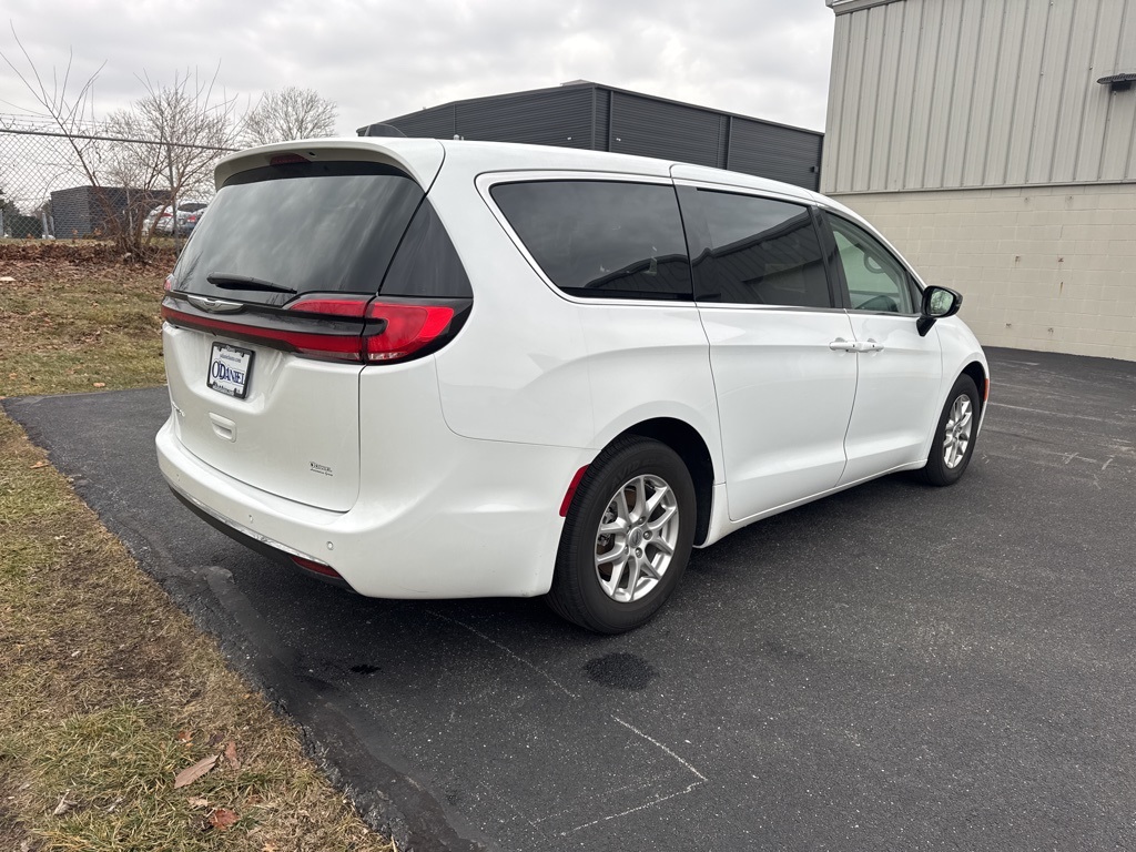 used 2024 Chrysler Pacifica car, priced at $29,807