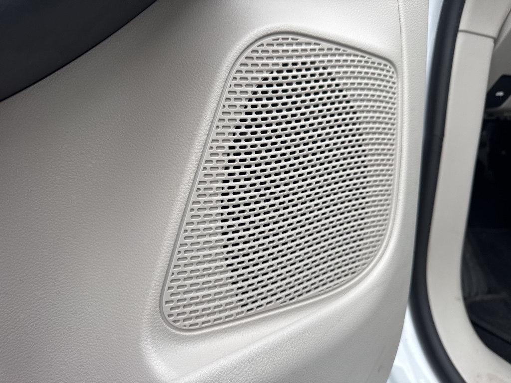 used 2024 Chrysler Pacifica car, priced at $29,807