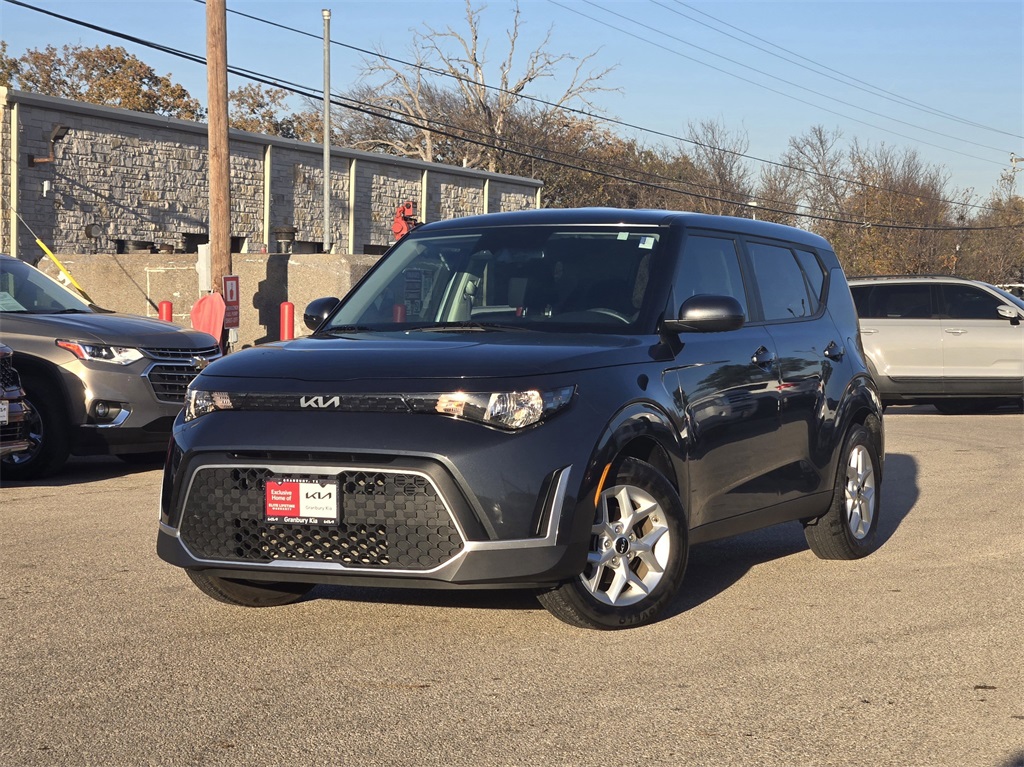 2023 Kia Soul S's photo