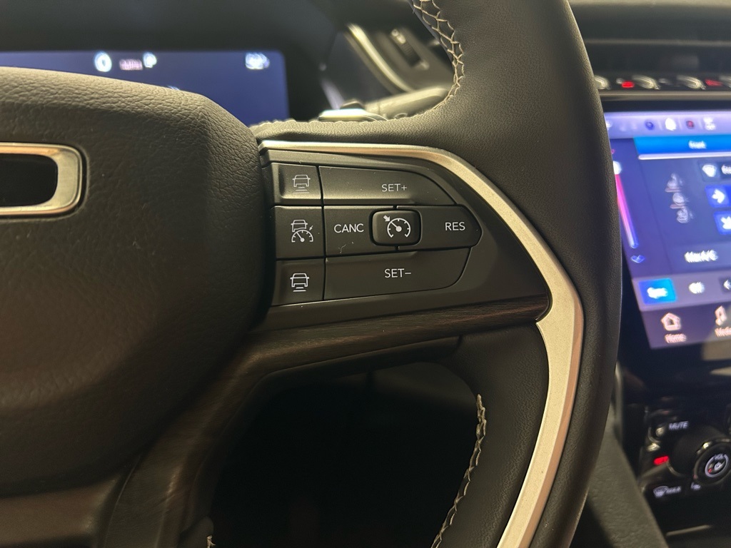 used 2024 Jeep Grand Cherokee L car, priced at $33,998