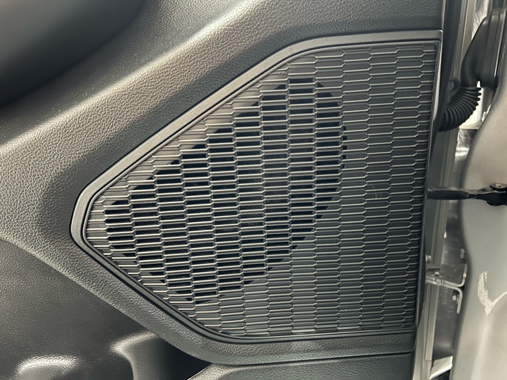 used 2024 Jeep Grand Cherokee L car, priced at $33,998