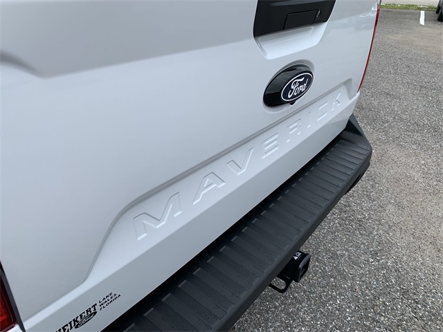 2025 Oxford White Ford Maverick XLT FWD Truck