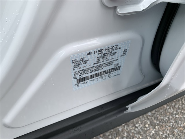 2025 Oxford White Ford Maverick XLT FWD Truck