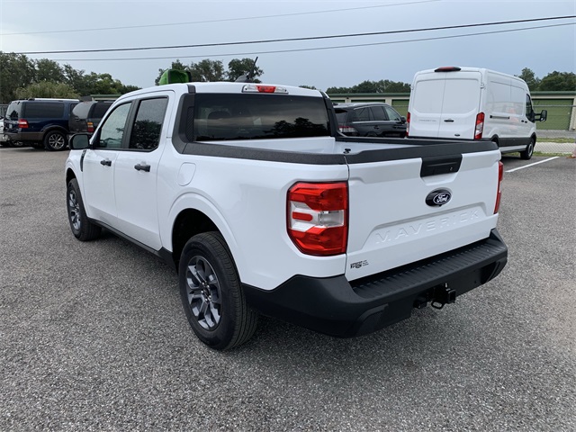 2025 Oxford White Ford Maverick XLT FWD Truck