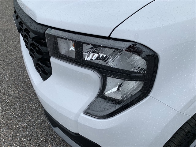2025 Oxford White Ford Maverick XLT FWD Truck