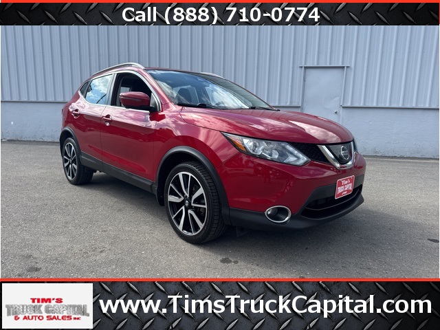 2018 Palatial Ruby Nissan Rogue Sport SL SUV