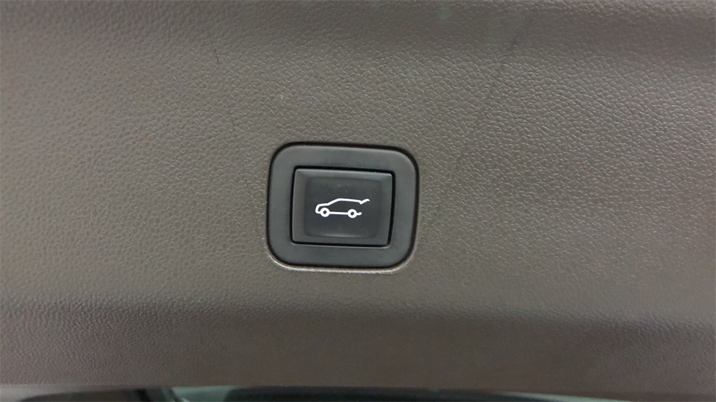 2022 Cadillac Escalade - 336860