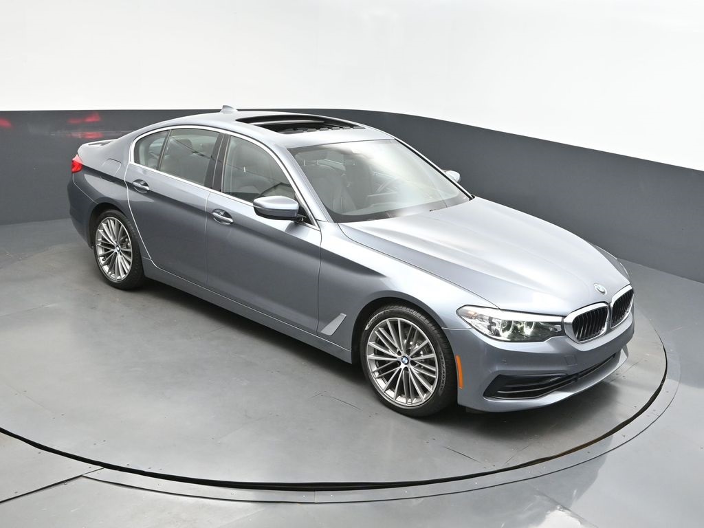 2019 Bluestone Metallic BMW 5 Series 540i RWD Sedan
