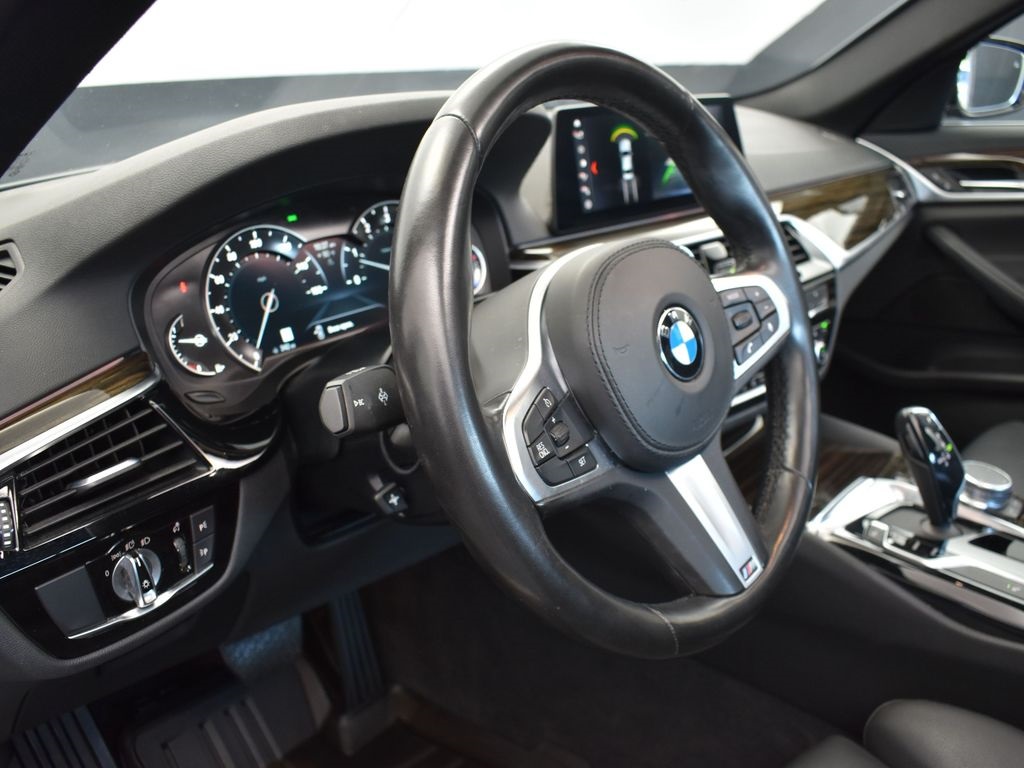 2019 Bluestone Metallic BMW 5 Series 540i RWD Sedan