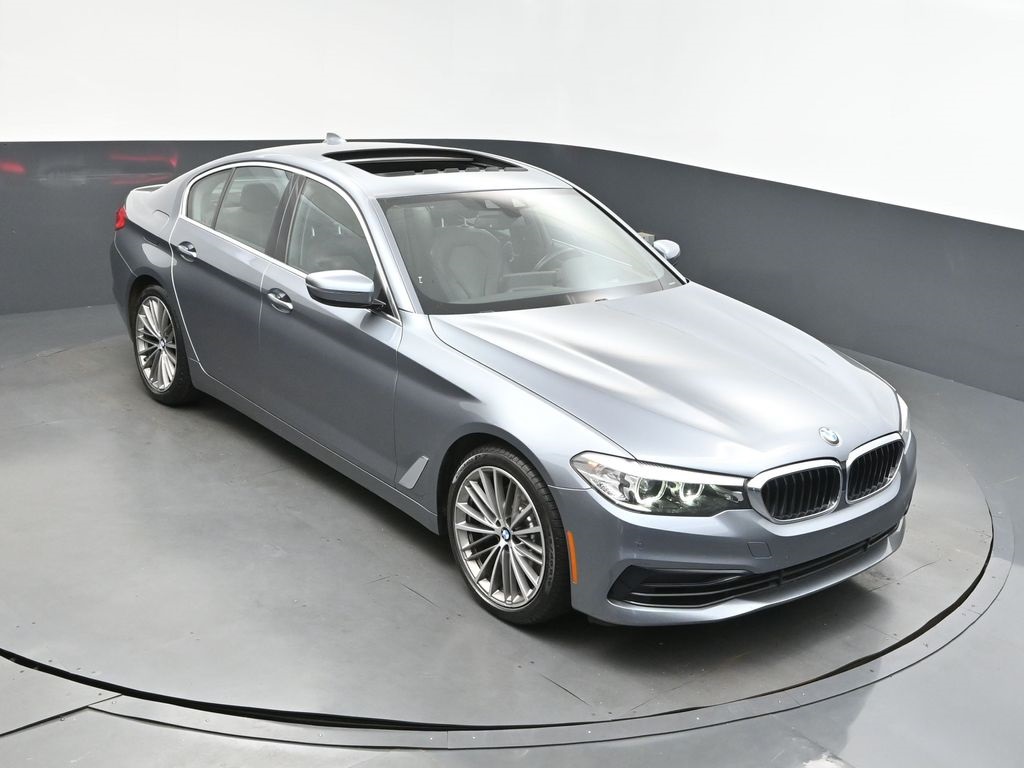 2019 Bluestone Metallic BMW 5 Series 540i RWD Sedan