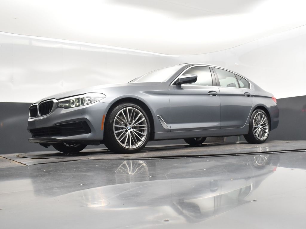 2019 Bluestone Metallic BMW 5 Series 540i RWD Sedan
