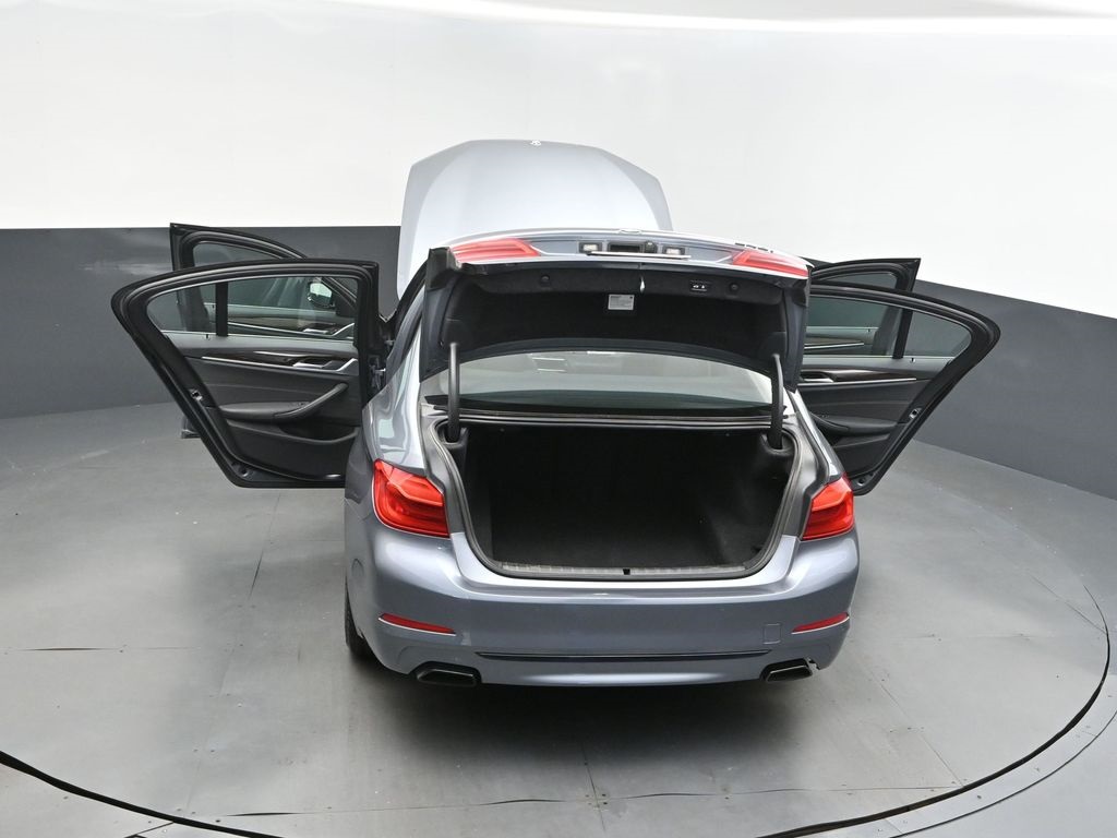 2019 Bluestone Metallic BMW 5 Series 540i RWD Sedan