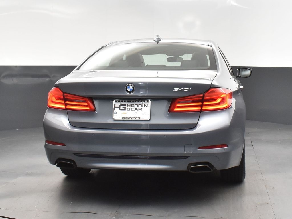 2019 Bluestone Metallic BMW 5 Series 540i RWD Sedan