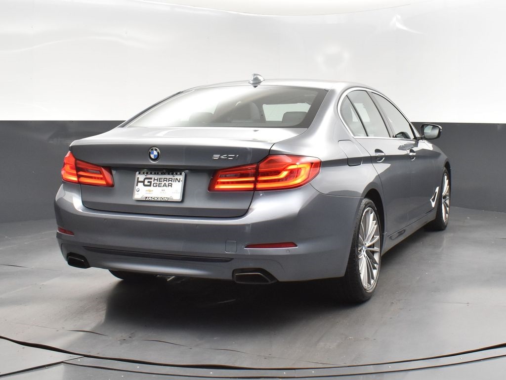 2019 Bluestone Metallic BMW 5 Series 540i RWD Sedan