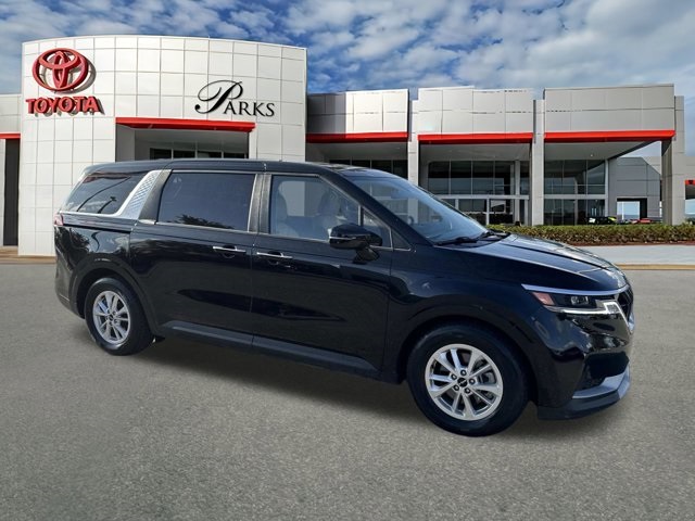 2024 Kia Carnival LX Seat Pkg's photo