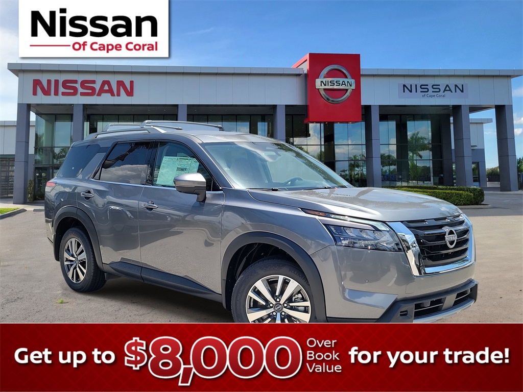 2025 Gun Metallic Nissan Pathfinder SL SUV