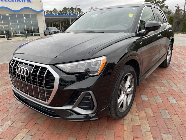 2020 Audi Q3 S Line Premium's photo