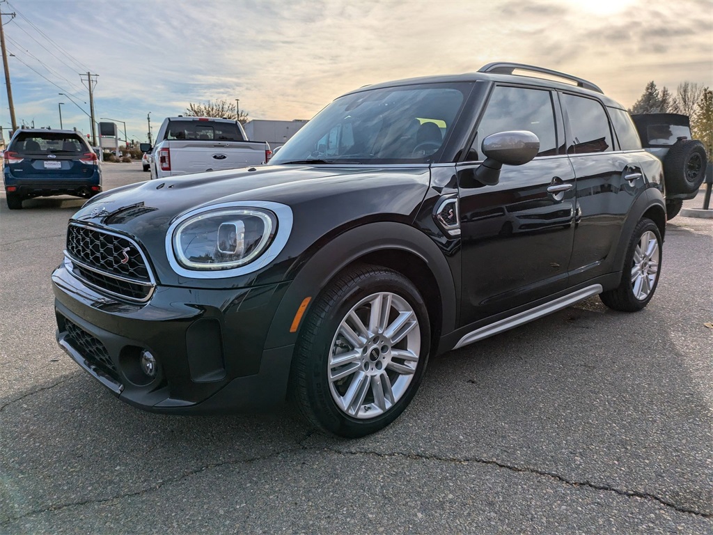 2024 Mini Cooper Signature photo 7