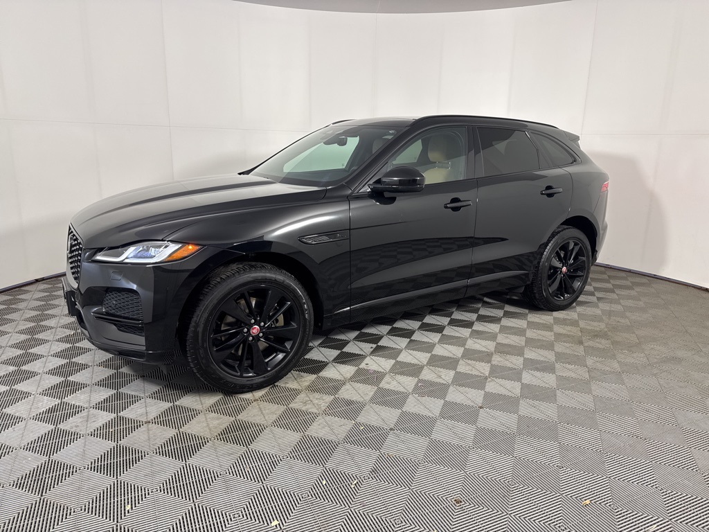 2023 Jaguar F-Pace S's photo